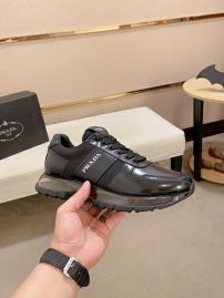 Picture of Prada Shoes Men _SKUfw132475007fw